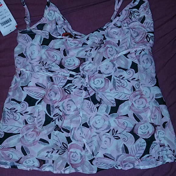 Top - Picture 2 of 2